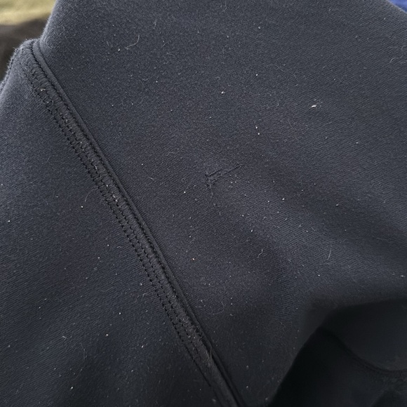 LuluLemon wunder under pants 25” with silver - Picture 4 of 4